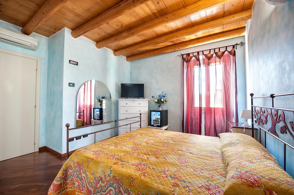 Villa Pace Pozzolengo Pokój zdjęcie