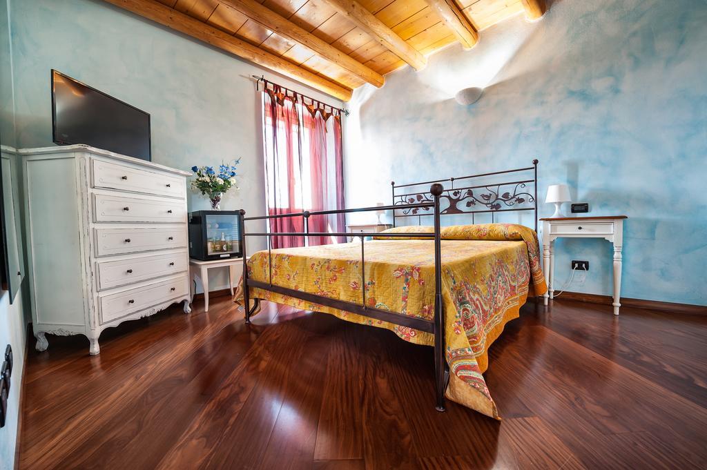 Villa Pace Pozzolengo Pokój zdjęcie