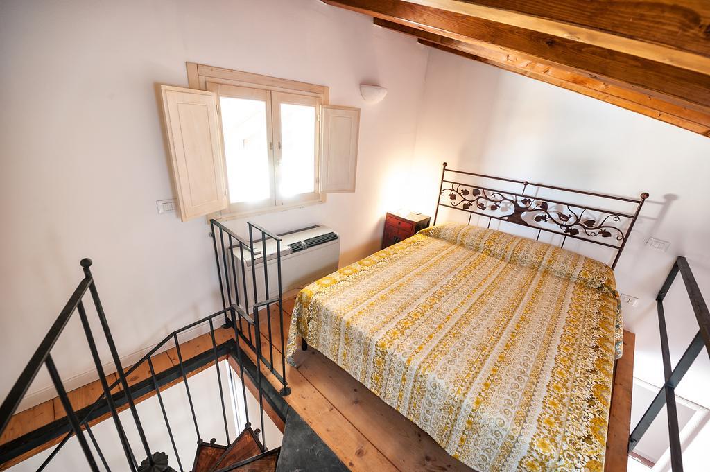 Villa Pace Pozzolengo Pokój zdjęcie